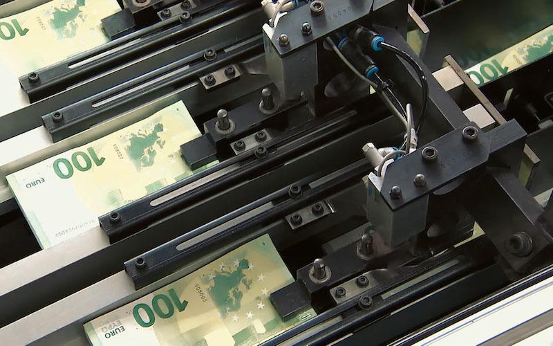 Nhấp vào hình ảnh để mở nó trong một cửa sổ mới